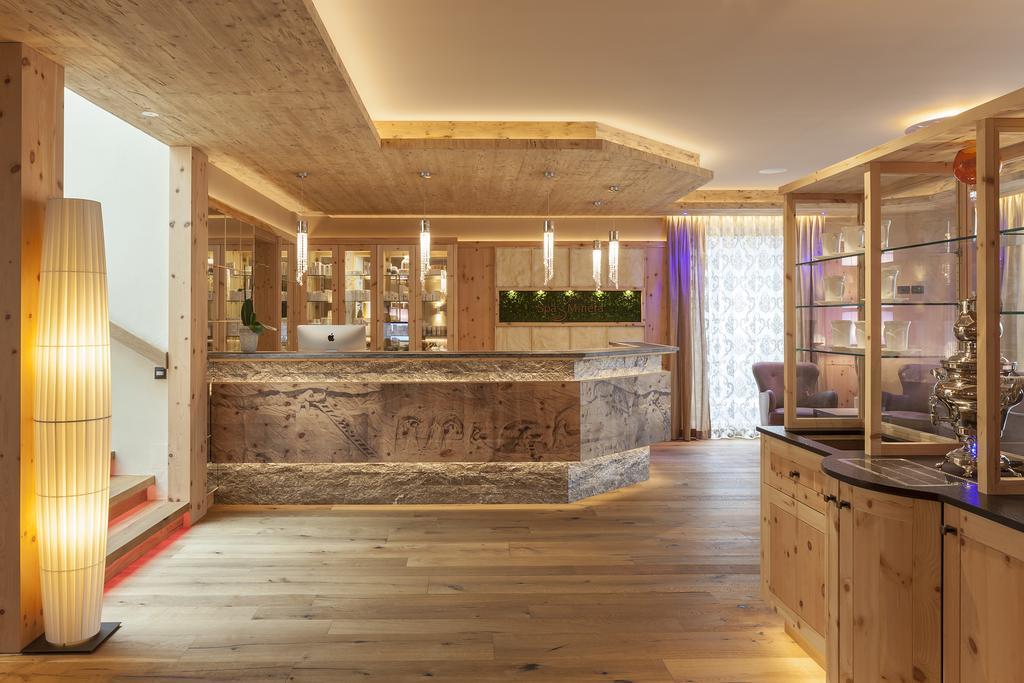 Hotel Plunhof リダンナ エクステリア 写真