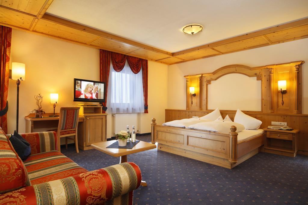 Hotel Plunhof リダンナ エクステリア 写真
