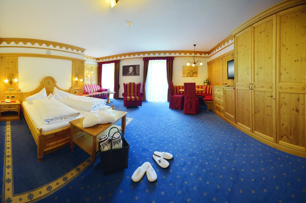 Hotel Plunhof リダンナ エクステリア 写真